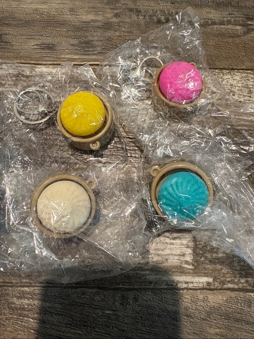 Mini Dumpling Clicky Keychain Fidgets - Picture 3 of 7